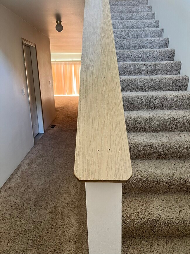 vista desde la entrada - 5557 Glenridge Way