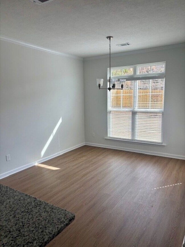 Building Photo - 4 BEDROOM RANCH HOME IN GROVETOWN!