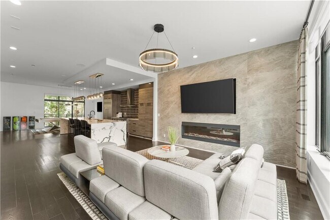 Foto del edificio - 906 Lenox Blvd