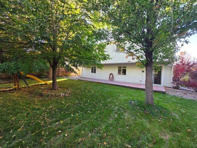Foto del edificio - 8116 Eagleview Dr