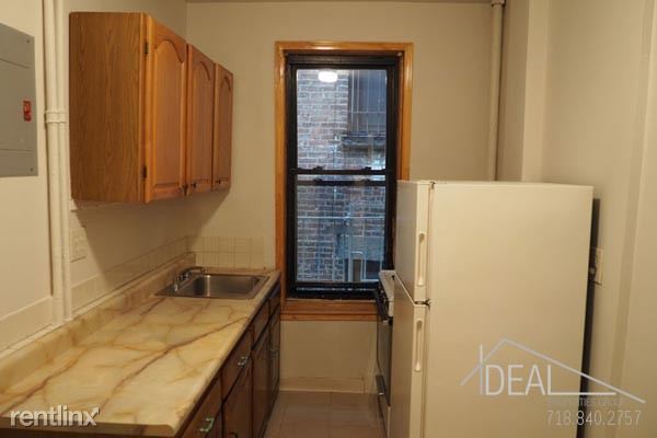 Building Photo - 40 Wyckoff St