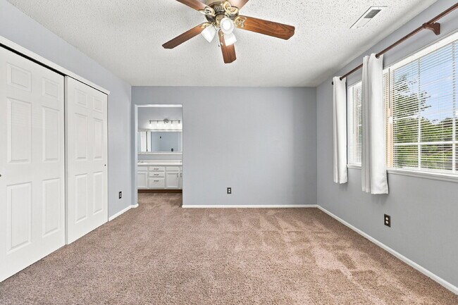 Building Photo - $2,095.95, 3-bedroom, 2.5-bathroom in Colorado Springs.