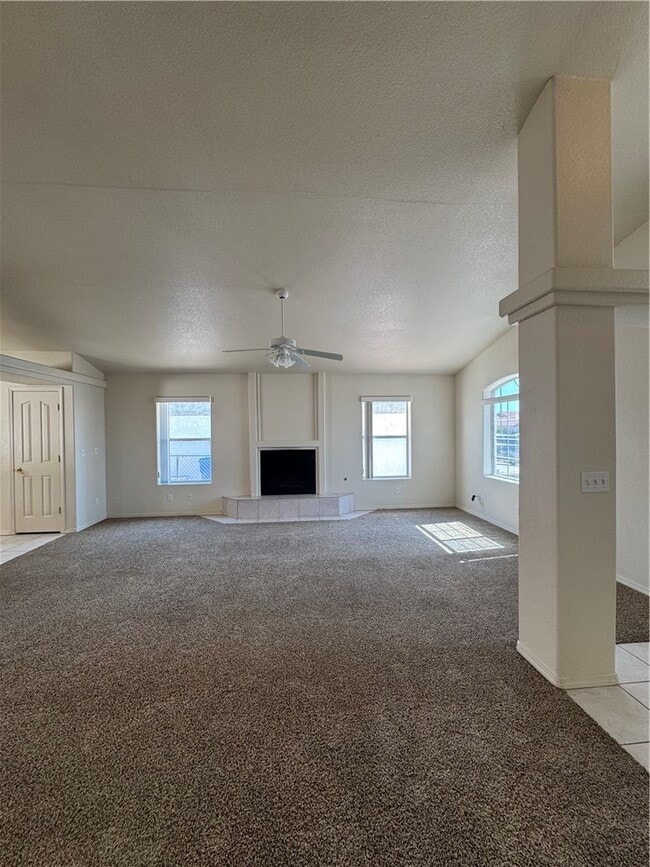 Building Photo - 3434 Mineral Park Dr