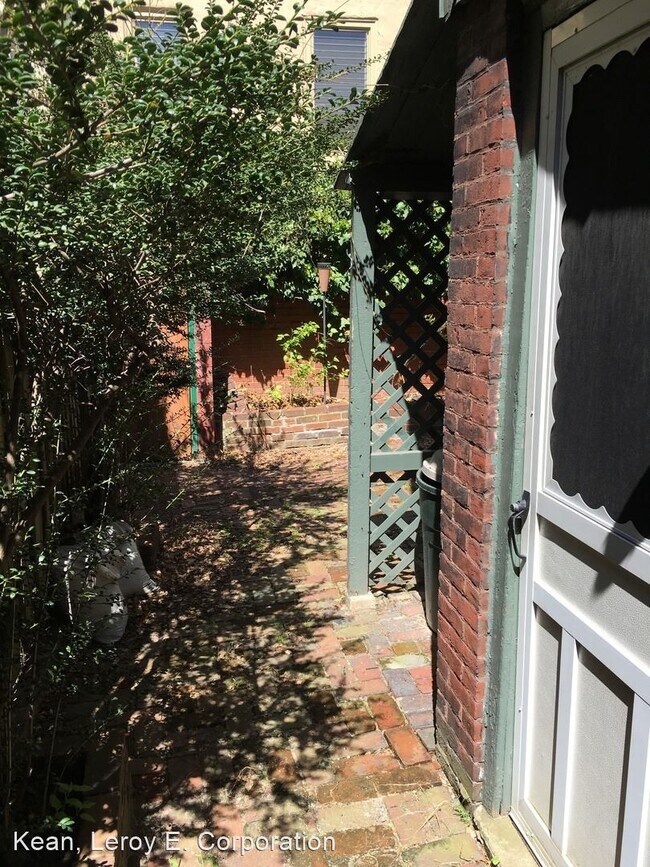 Foto del edificio - 6 br, 2.5 bath House - 1909 Pine Street