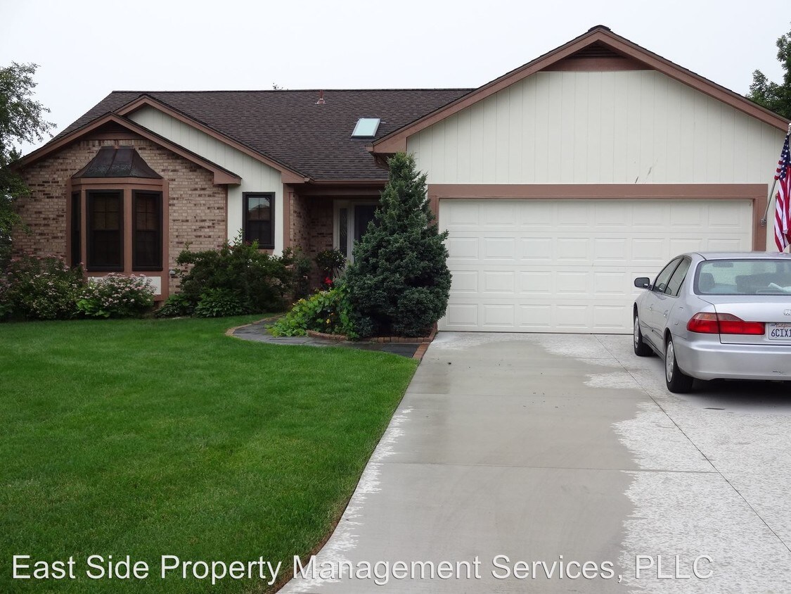 Primary Photo - 2761 Steamboat Springs Dr