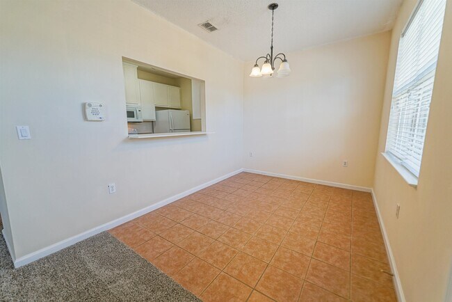 Foto del edificio - 1692 Corey Wood Cir