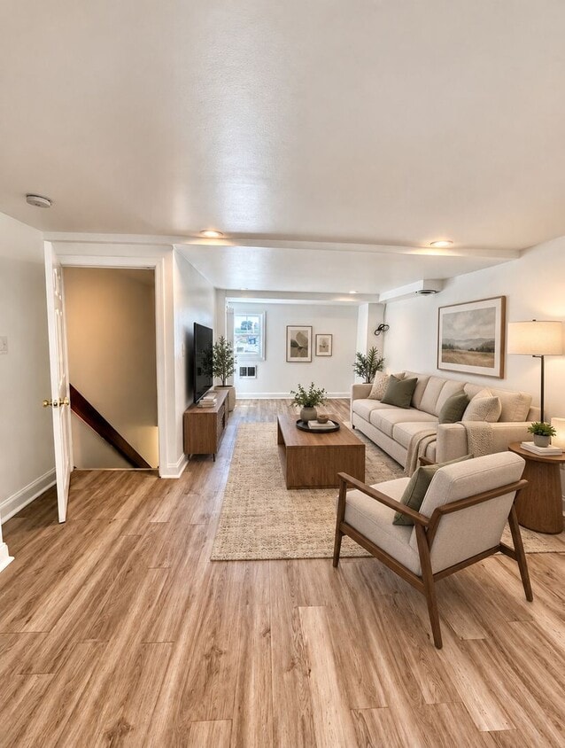 Photo - 2213 N 33rd St (LO)