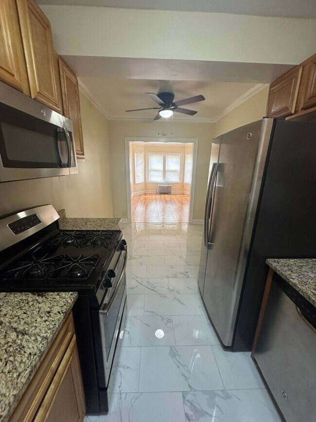 Foto del edificio - 6214 N Mozart St