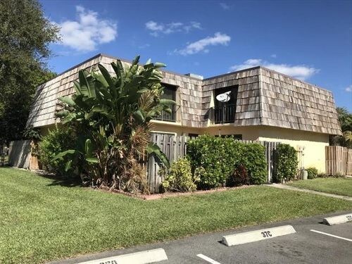 Building Photo - 2310 Waterside Dr