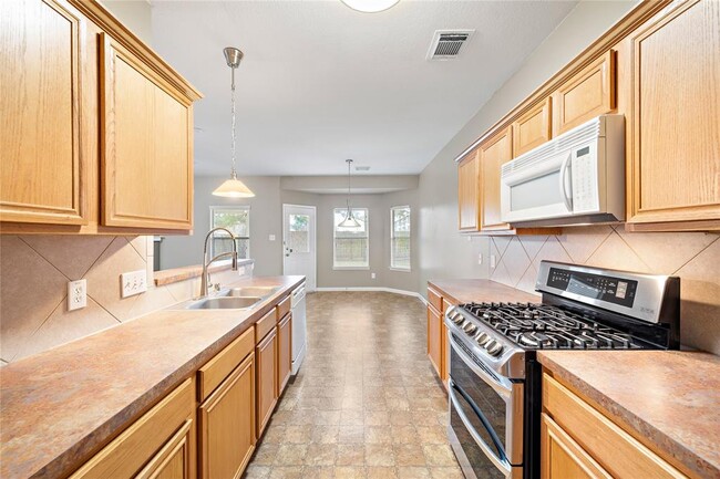 Building Photo - 25203 Spring Iris Ln