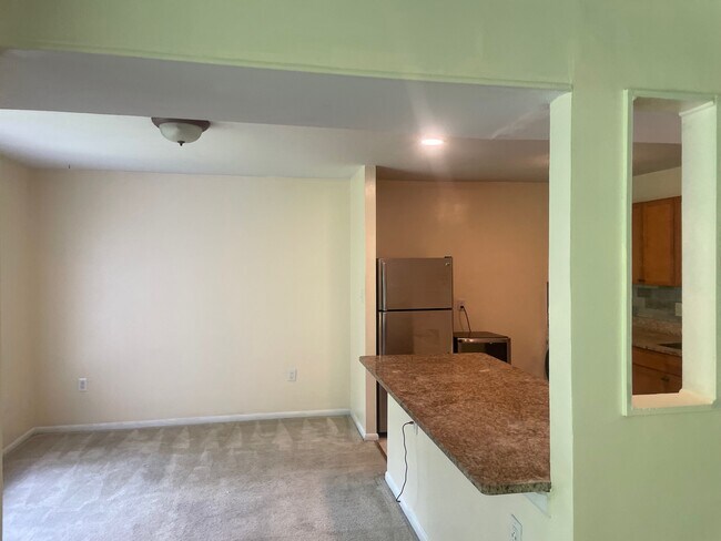 Foto del edificio - 8479 Greenbelt Rd