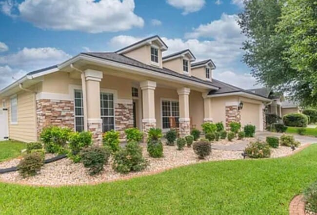 Foto del edificio - 3051 Tower Oaks Dr