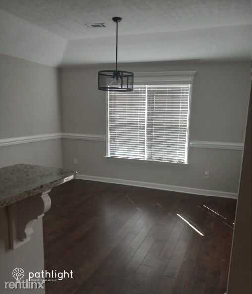 Building Photo - 3 br, 2 bath House - 8005 Crawley Street UNIT