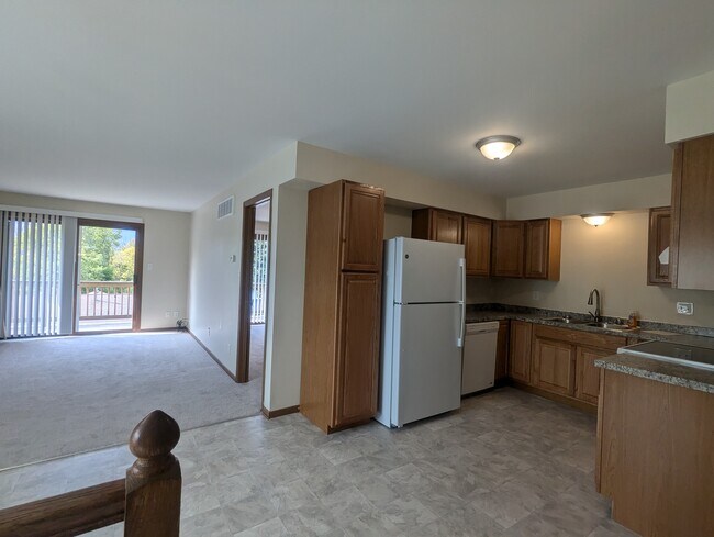 Foto del edificio - 3351 S 113th St