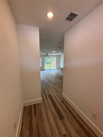 Building Photo - 1544 Creekside Dr