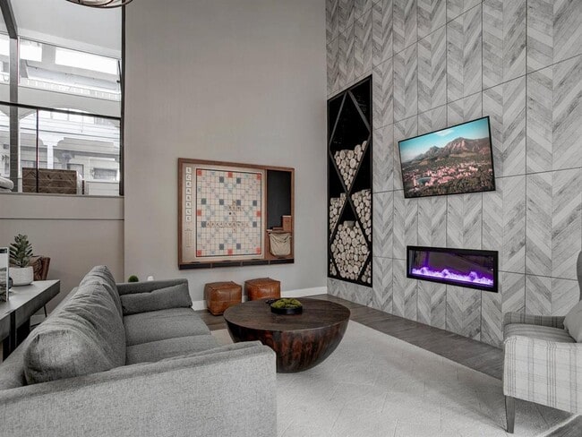 CLubhouse - Henley and Remy Apartments