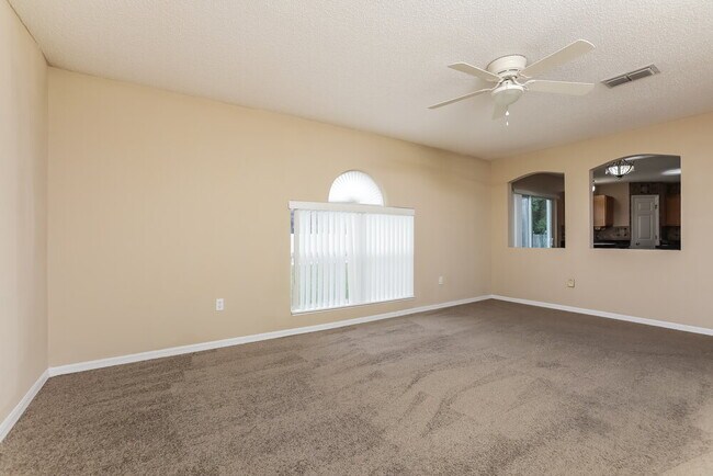 Foto del edificio - 1762 Hillandale Ave
