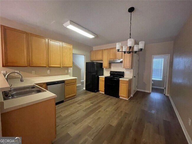 Foto del edificio - 5092 Windsor Forrest Ln