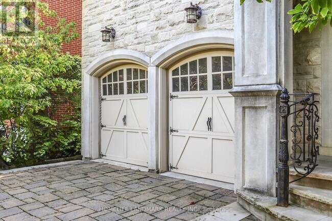 Photo du bâtiment - 85 Aldershot Crescent