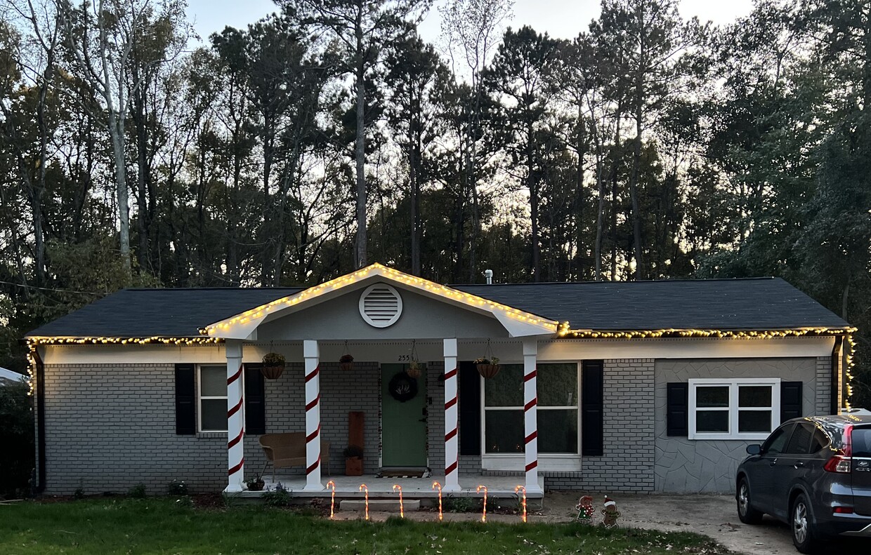 Foto principal - 255 Martin Cir