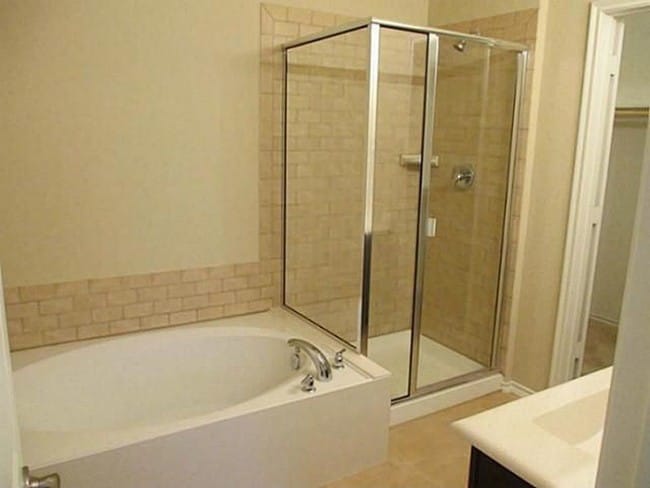 Building Photo - 3512 Newcastle Rd