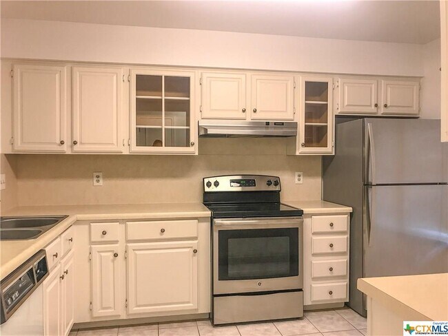Foto del edificio - 529 Frostwood Dr