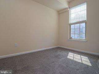 Building Photo - 7721 Duncannon Ln