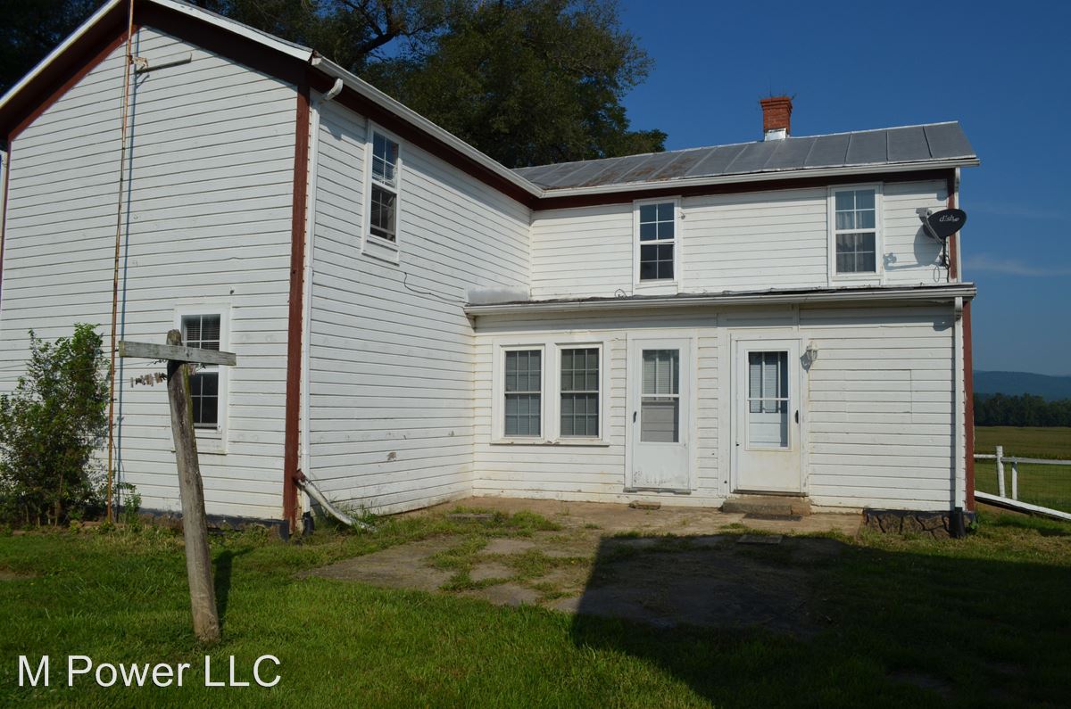 1091 Natural Chimneys Rd, Mount Solon, VA 22843 House Rental in Mount