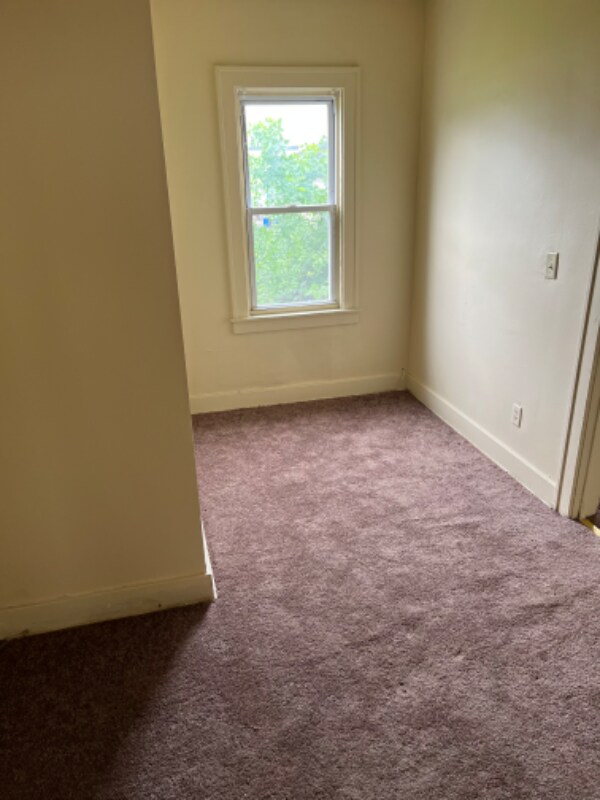Building Photo - 34 E Cicotte St