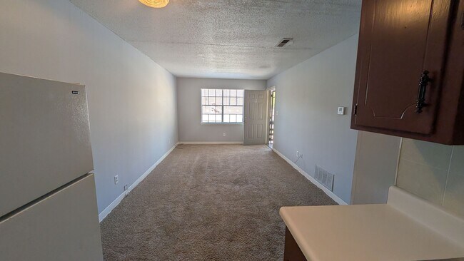Foto del edificio - 837 Graymont Ave W