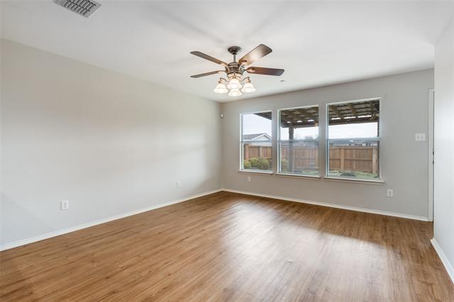 Foto del edificio - 1009 Oak Hollow Ln