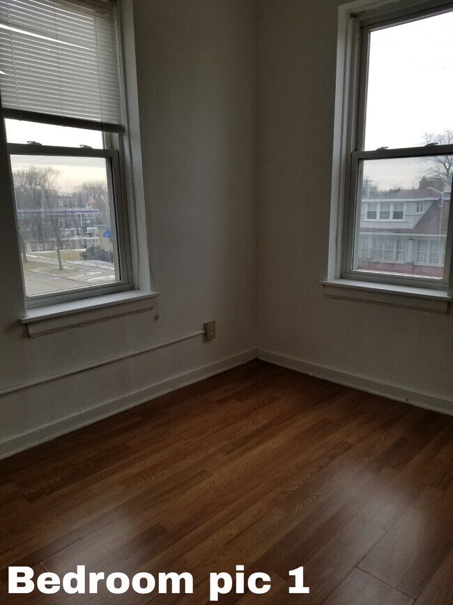 Foto del edificio - 219 N 2nd Ave