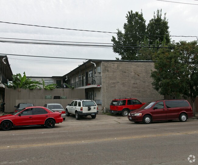 Building Photo - Dunwest Terrace Apartments