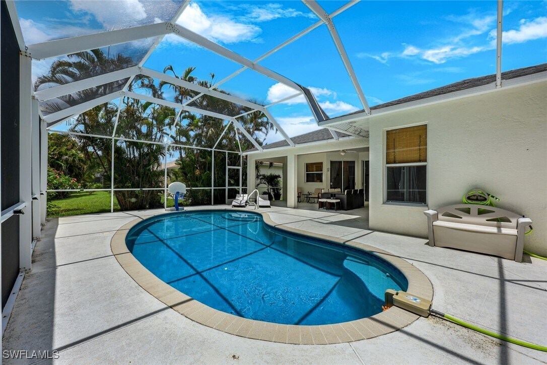 Building Photo - 697 Crossfield Cir