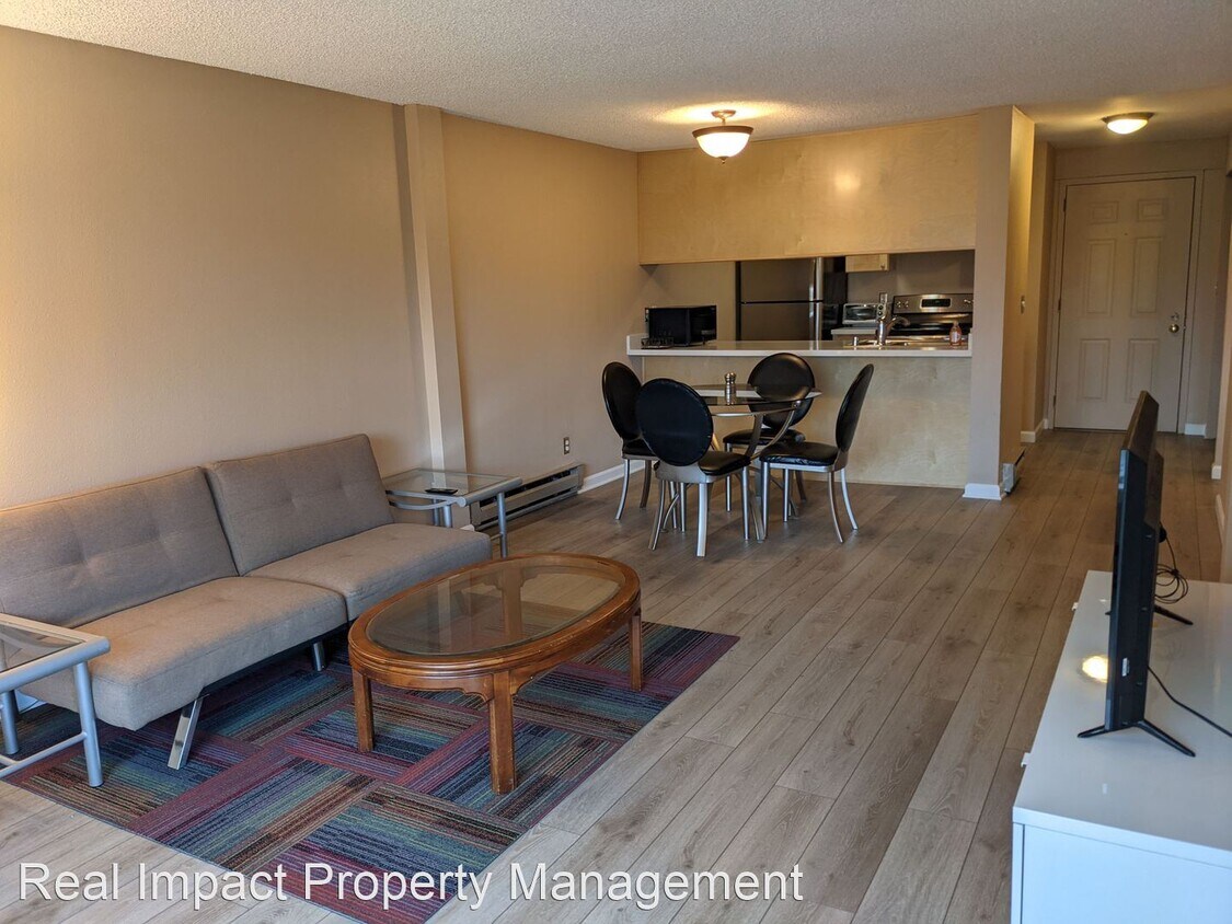 9416 1st Ave NE, Seattle, WA 98115