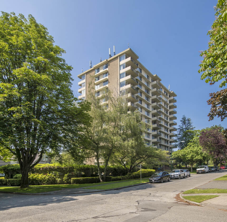 Primary Photo - Newly Renovated Apartments!