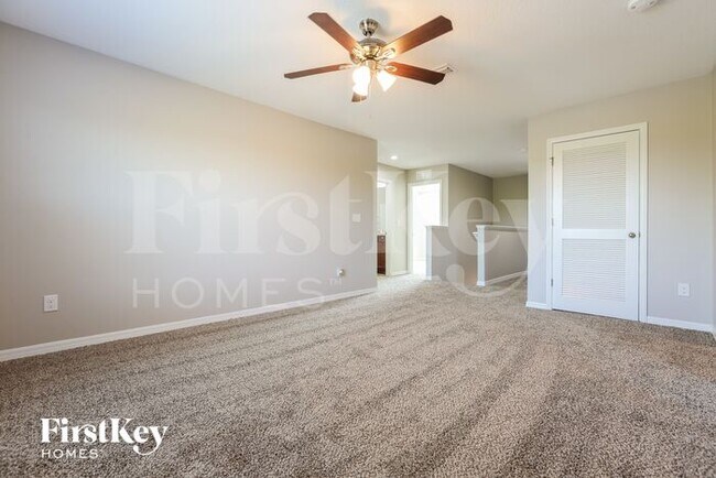 Foto del edificio - 316 Corbett Bluff Dr