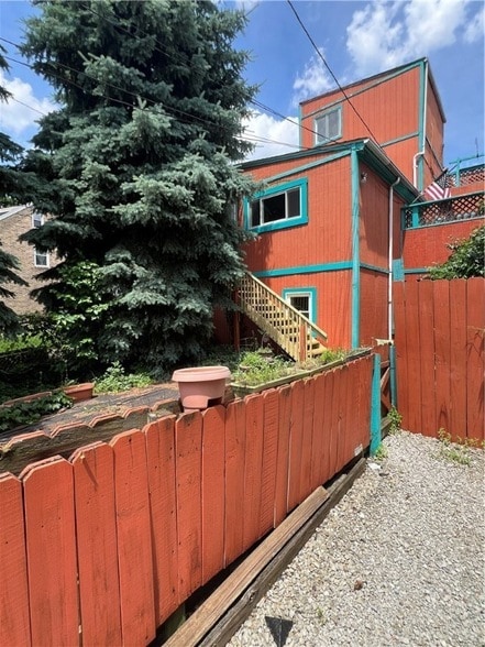 Foto principal - 295 42nd St