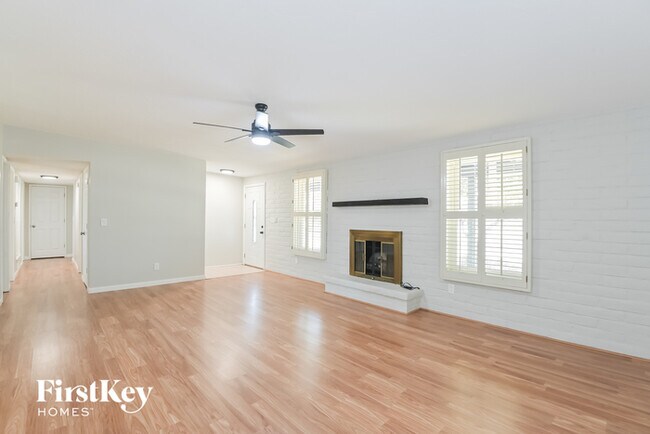 Foto del edificio - 7463 E 45th St