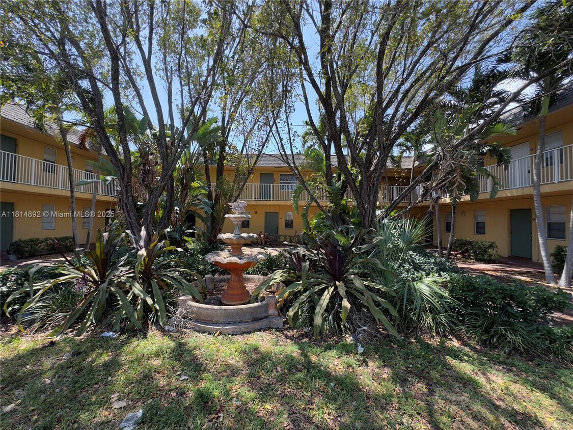 Foto principal - 4051 N Dixie Hwy