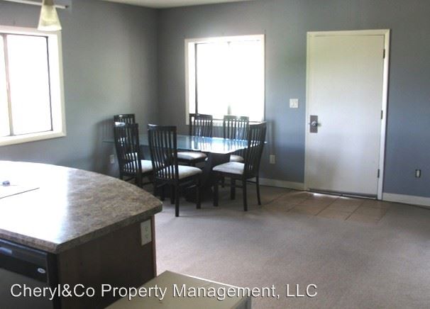 Building Photo - 902 Taughenbaugh Blvd