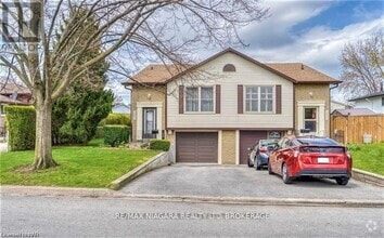 Building Photo - 253 St Augustine Dr