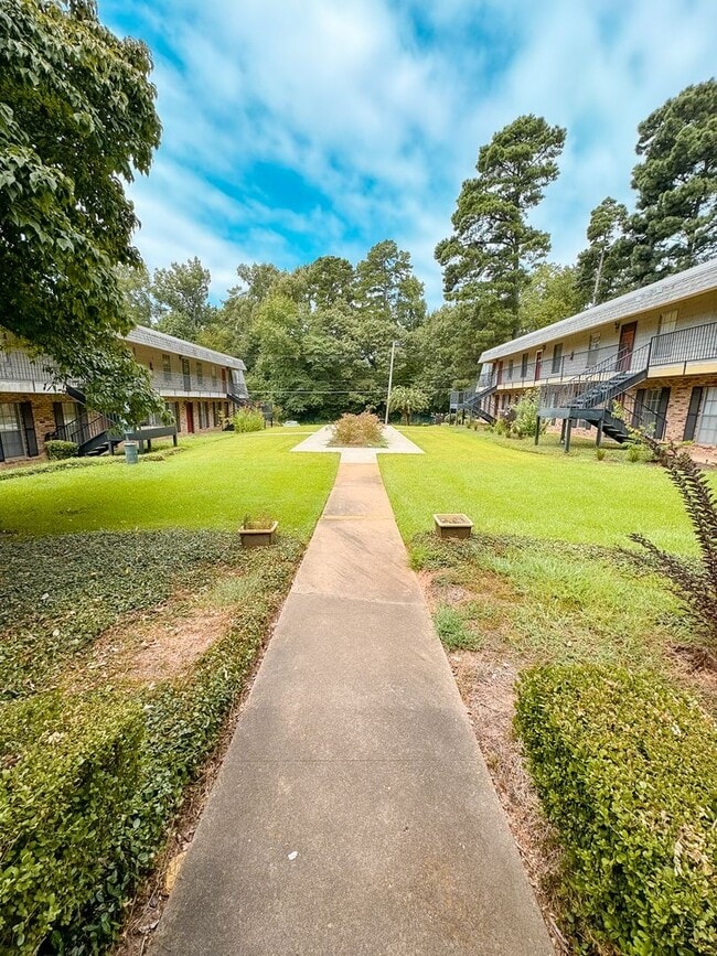 Foto del edificio - 2 bed Condo in Central Longview
