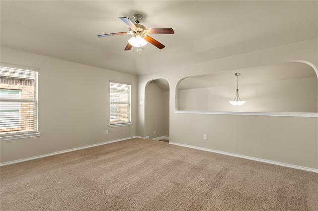 Foto del edificio - 5107 Walsh Dr
