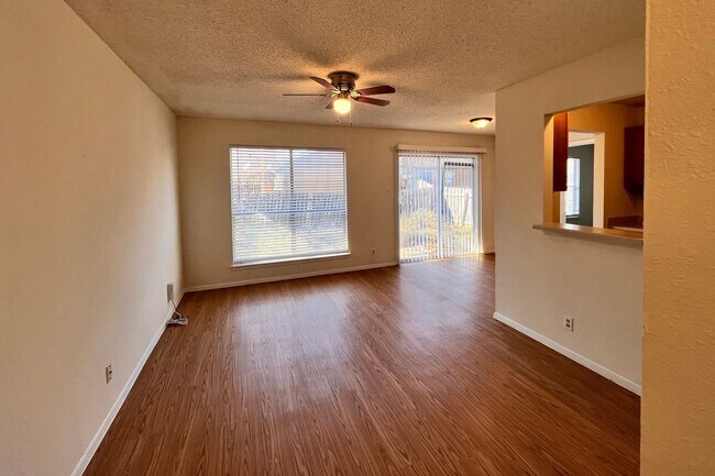 Foto del edificio - Nice 3/2 duplex in Round Rock.