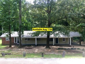 Building Photo - 1537 Alderson Lp
