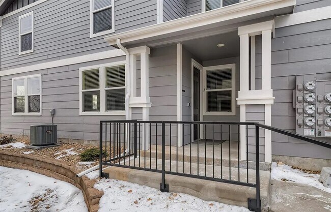 Foto del edificio - 17381 Waterhouse Cir