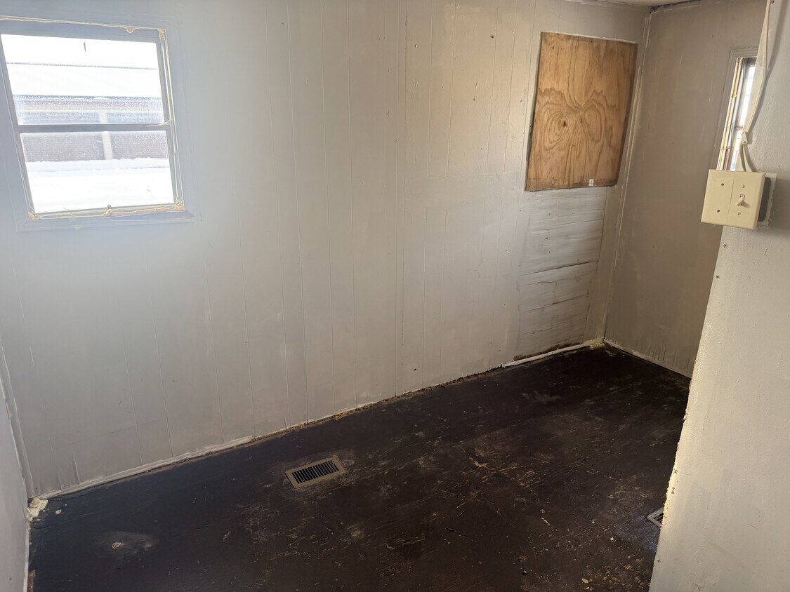 Foto del edificio - 301 Crist St