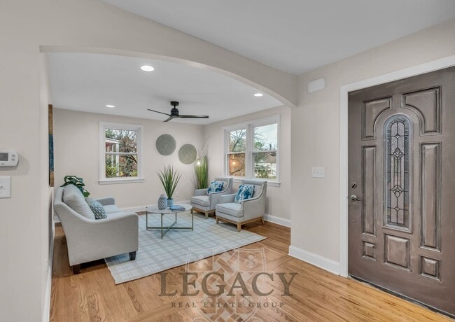 Photo - 719 Woodmere Dr House