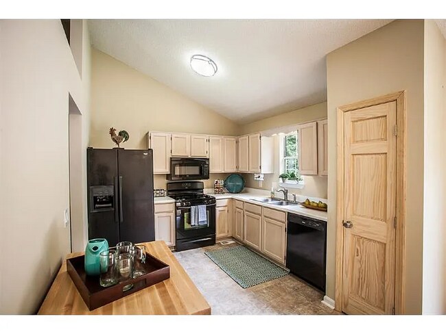 Foto del edificio - 5653 Bay Island Cay Rd